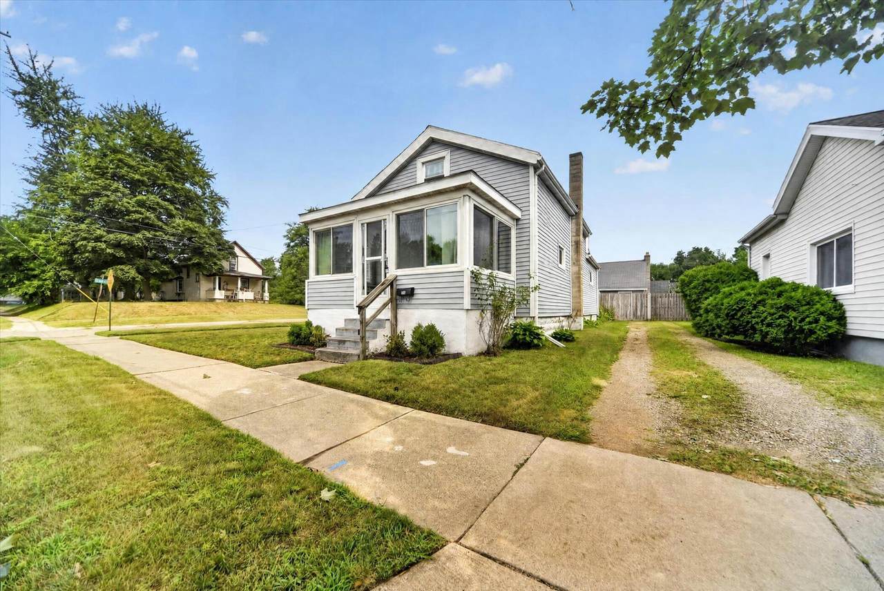 628 North Street - Photo 1