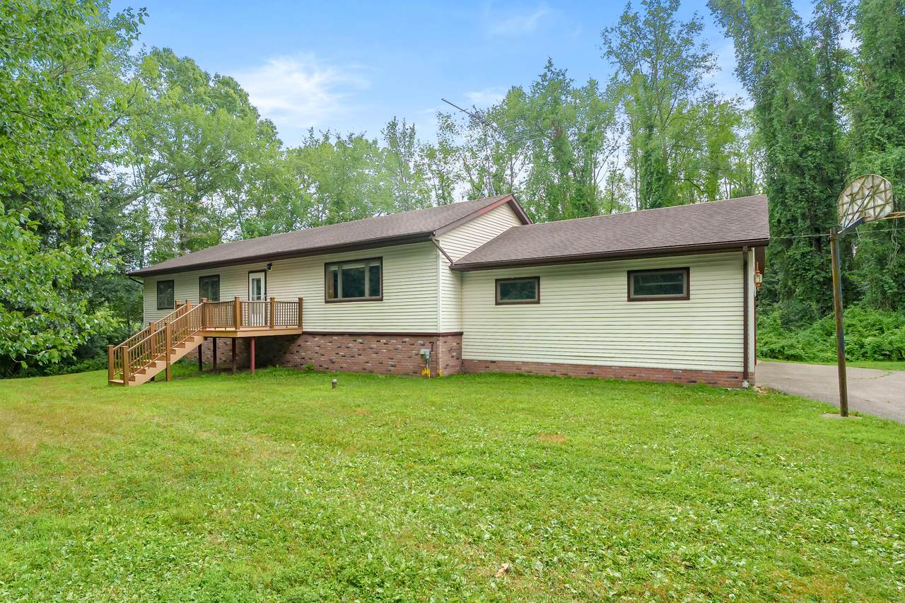 2474 Vw Avenue - Photo 1