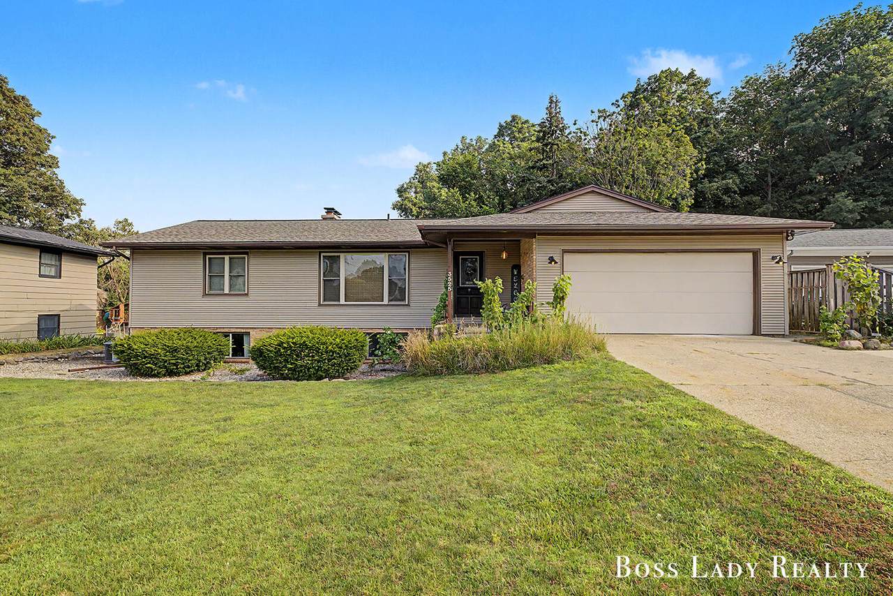 3525 Yellowstone Drive - Photo 1