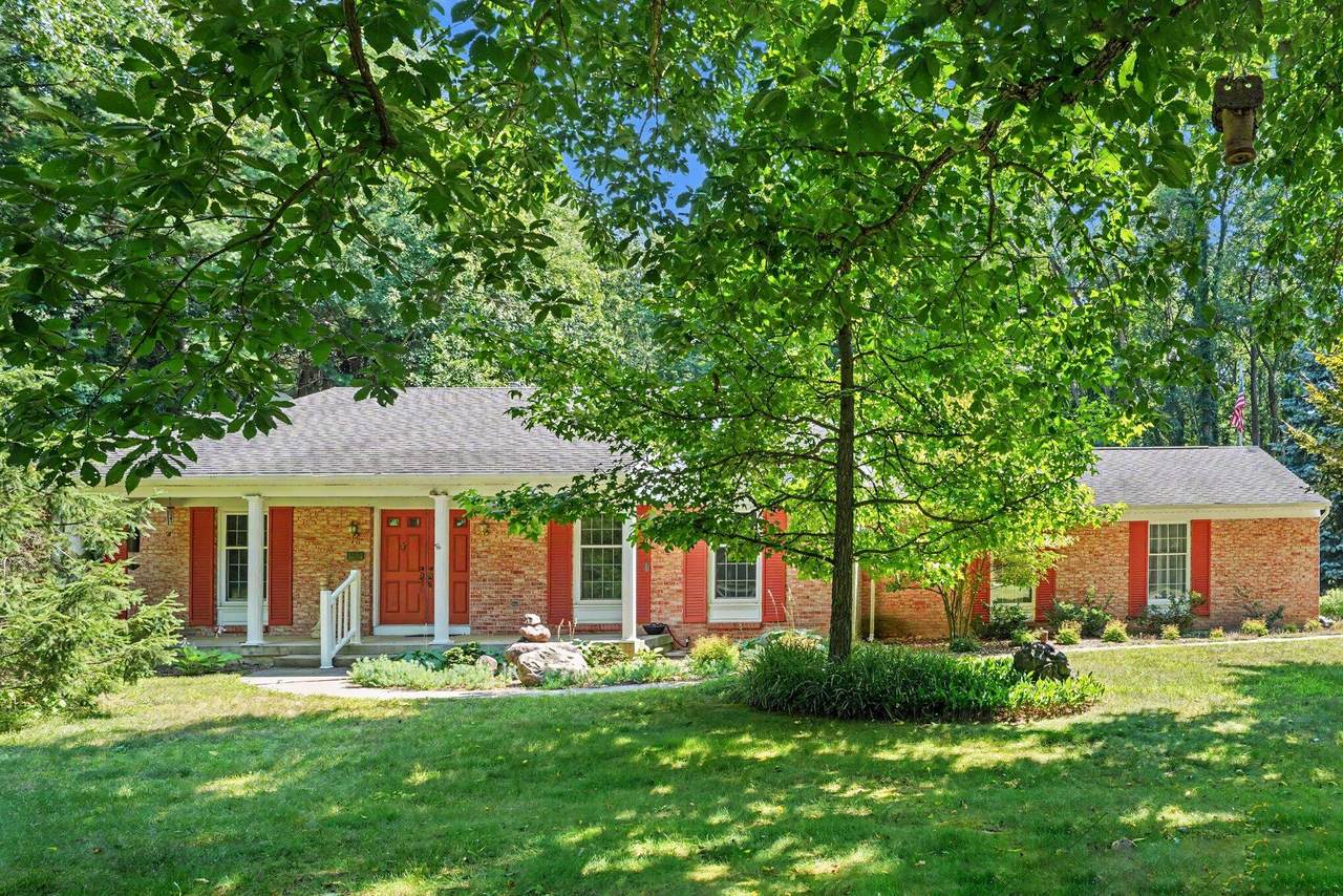 22727 Sunset Drive - Photo 1