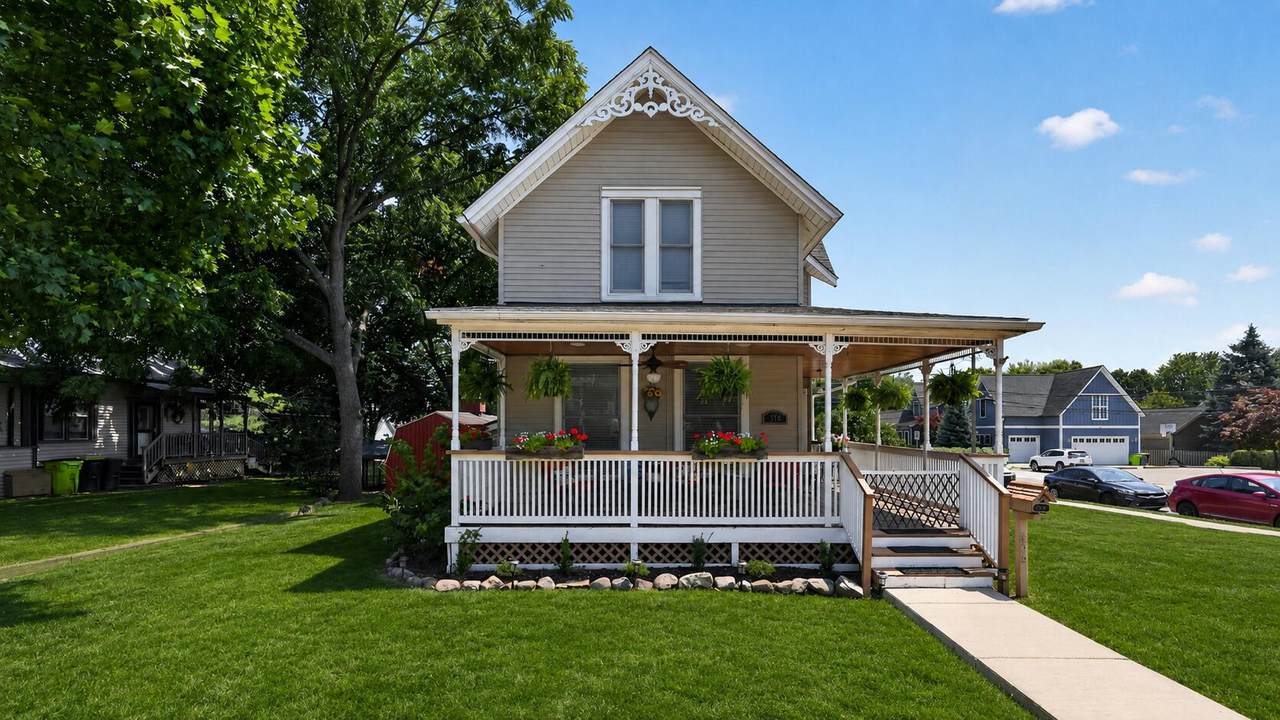https://bt-photos.global.ssl.fastly.net/swmich/1280_boomver_1_26040009-2.jpg