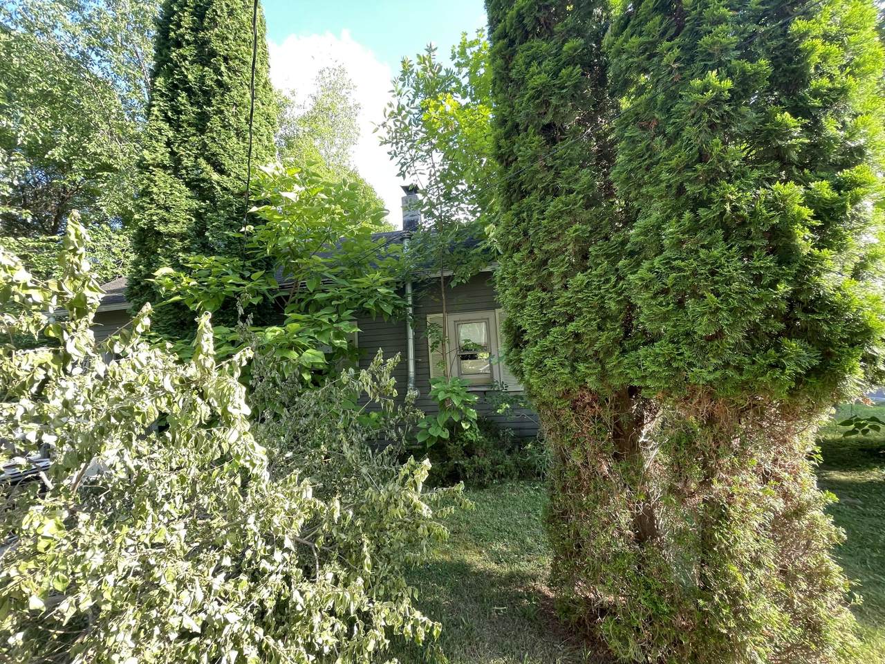 https://bt-photos.global.ssl.fastly.net/swmich/1280_boomver_1_26040034-2.jpg