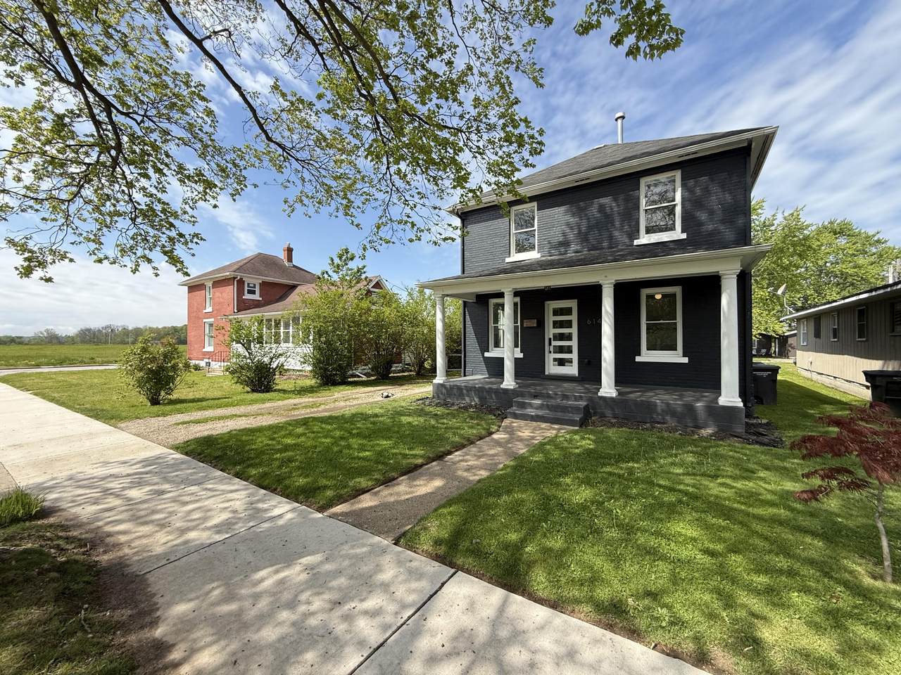 614 Magnolia Street - Photo 1