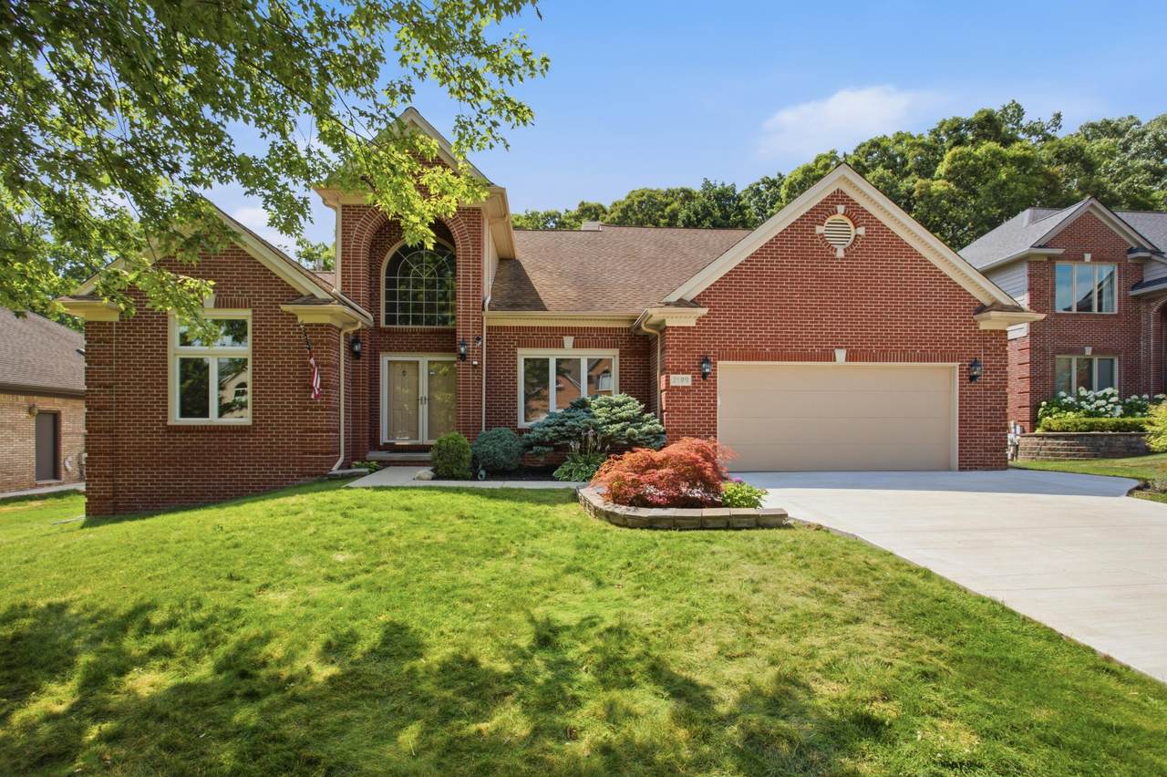 2189 Clinton View Circle - Photo 1