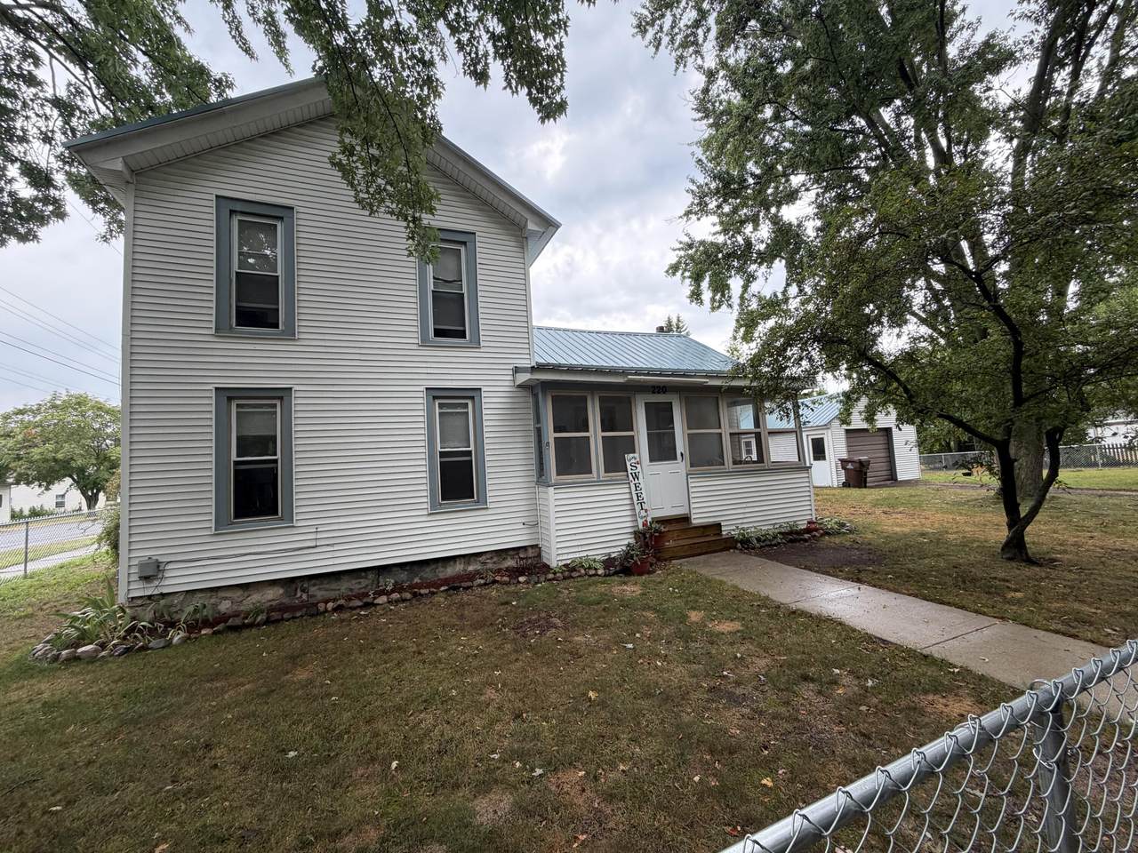 220 Abbott Street - Photo 1
