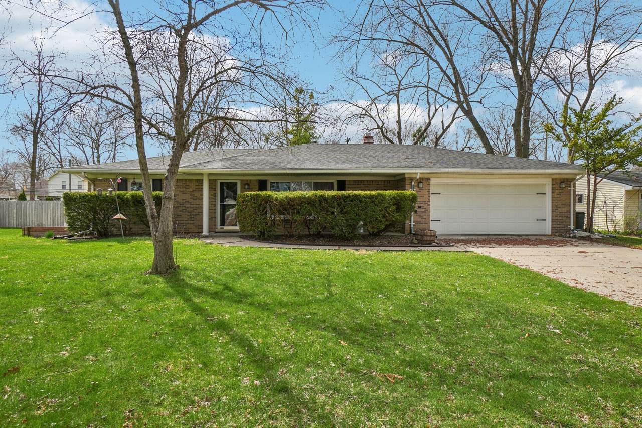 445 Courtland Street - Photo 1