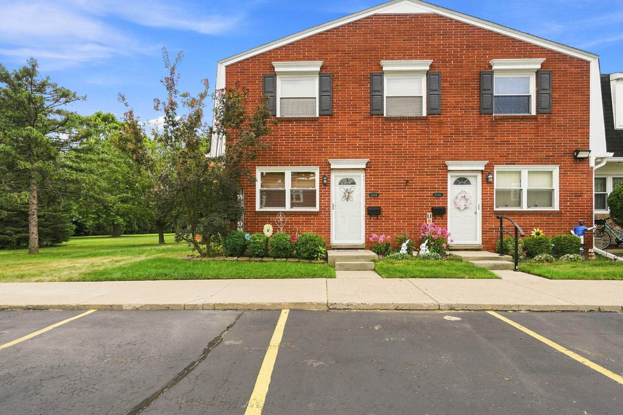 45168 Kensington Street - Photo 1
