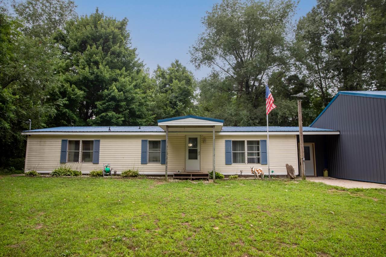 22400 Fosdick Street - Photo 1