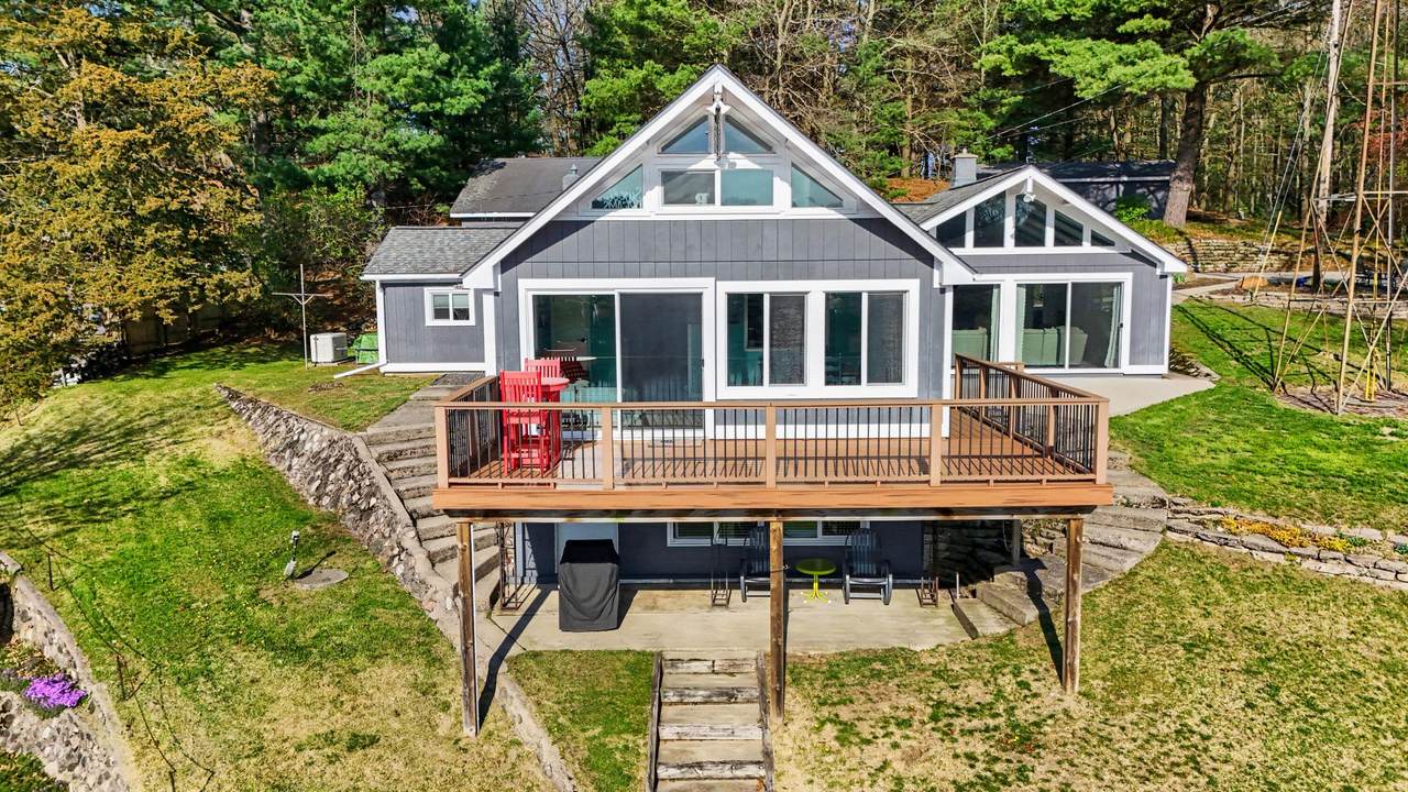 10848 Simpson - Photo 1