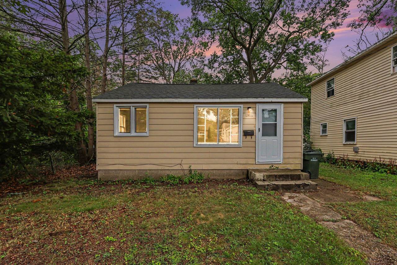 2337 Philo Avenue - Photo 1