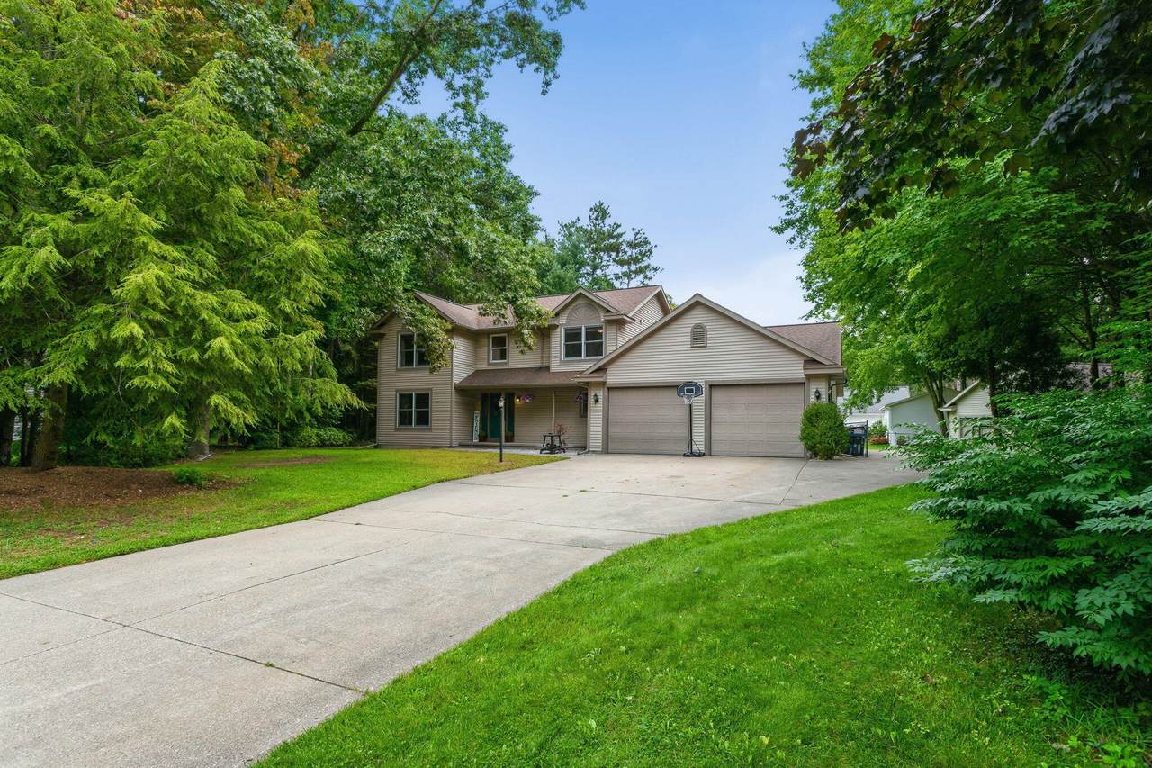 15250 Hofma Drive - Photo 1
