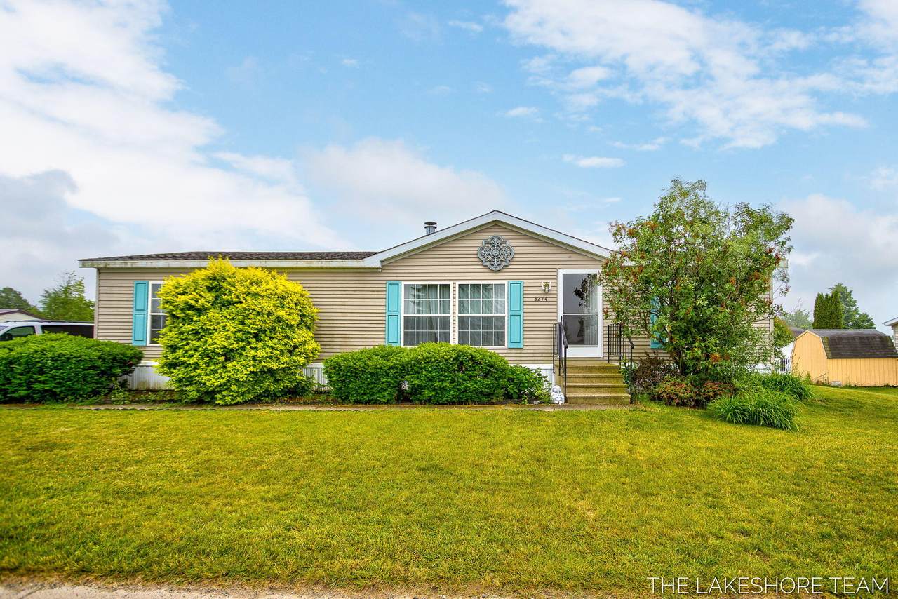 3274 Barbaray Way - Photo 1