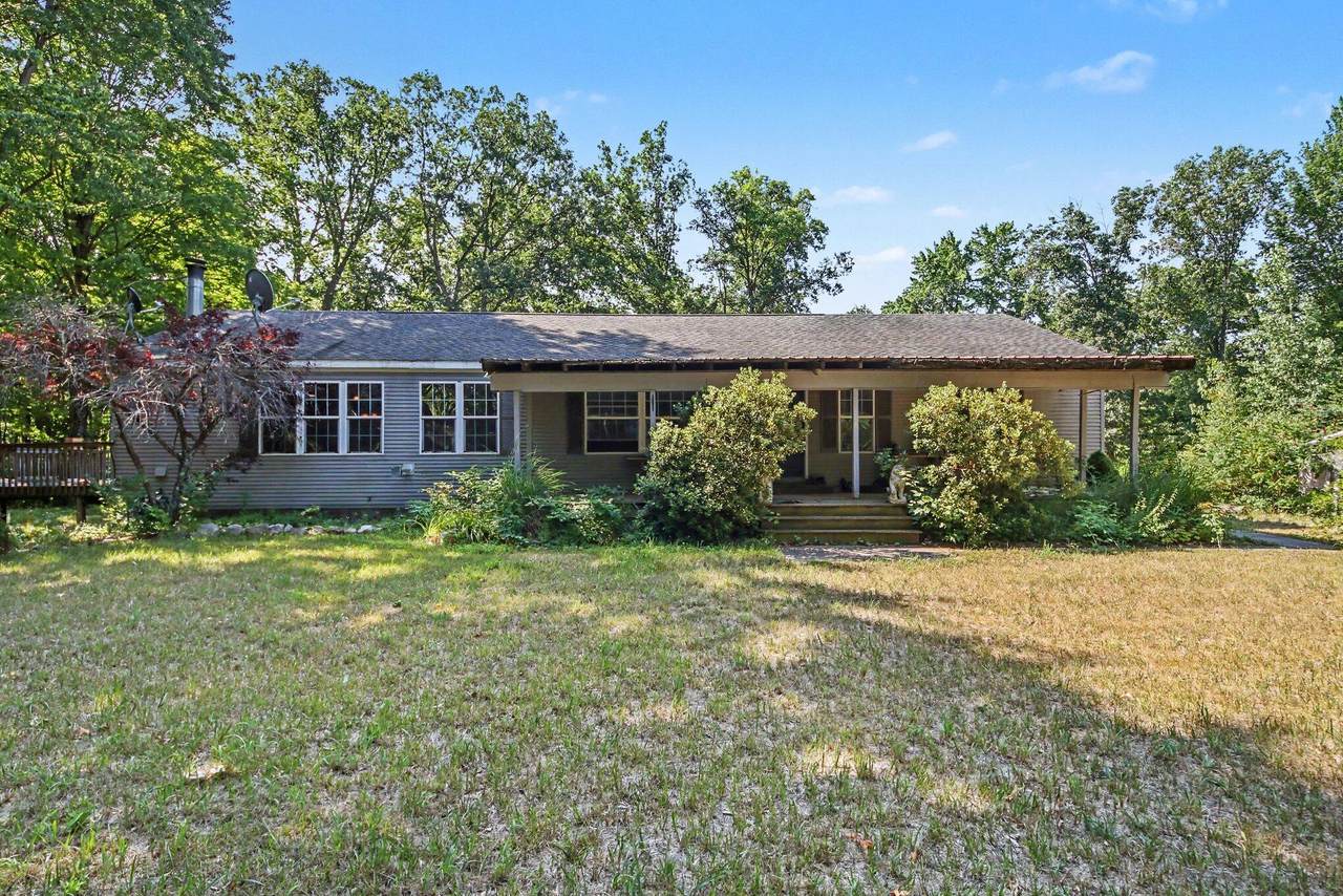 6266 Hungerford Lake Drive - Photo 1