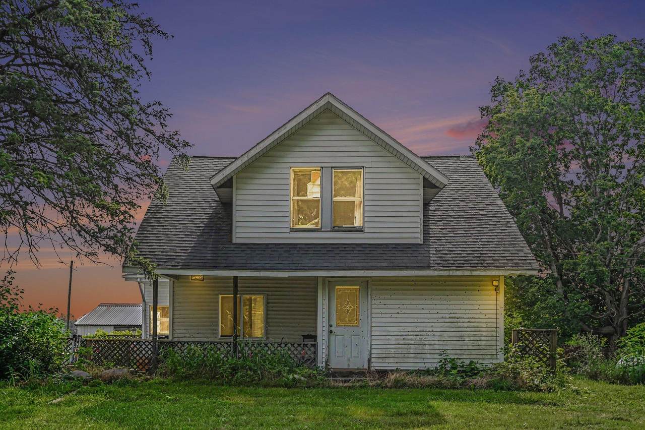 41491 70th Street - Photo 1