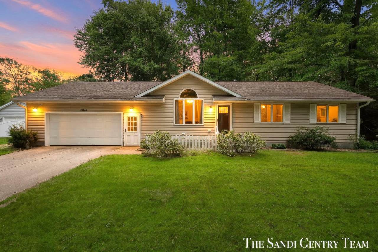 18362 168th Avenue - Photo 1