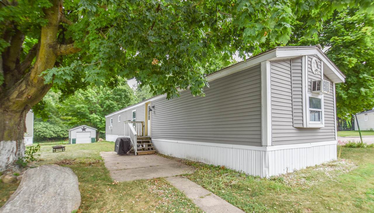 2856 Carleton Road - Photo 1