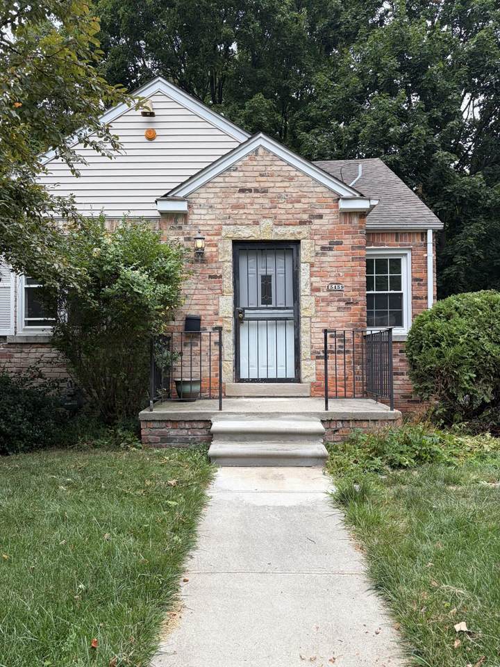 15459 Auburn Street - Photo 1