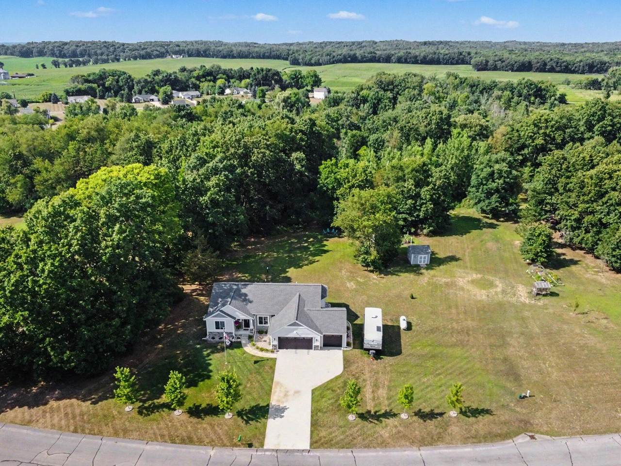 2759 Wildflower Drive - Photo 1