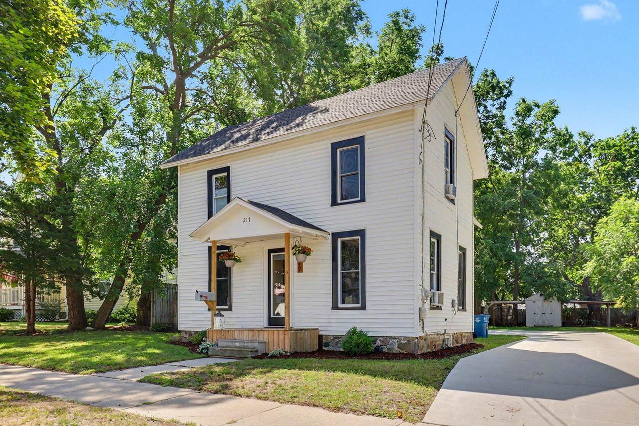 217 Liberty Street - Photo 1