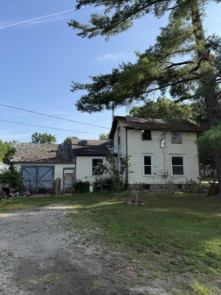 605 Main Street - Photo 1