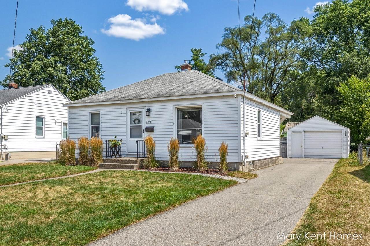 3216 Hillcroft Avenue - Photo 1