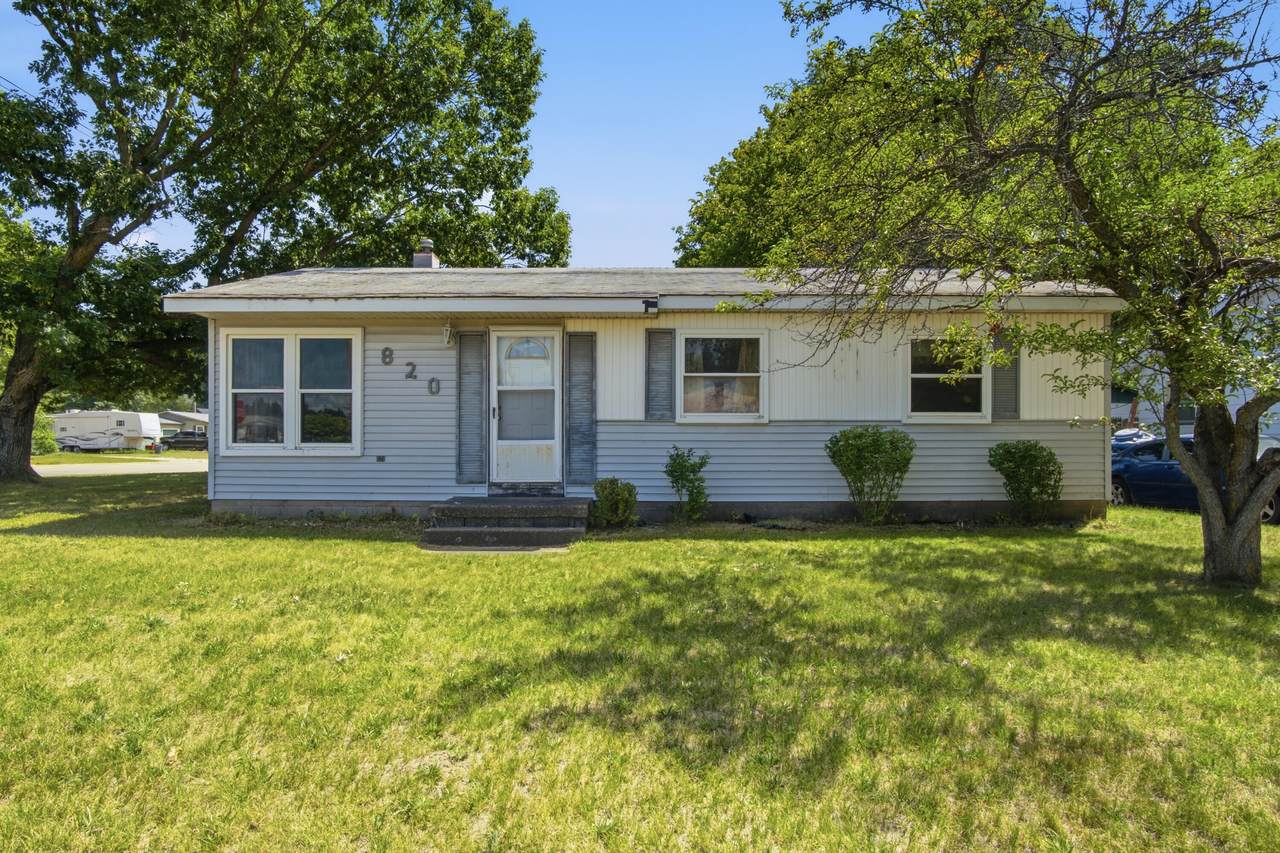 820 Loudon Street - Photo 1