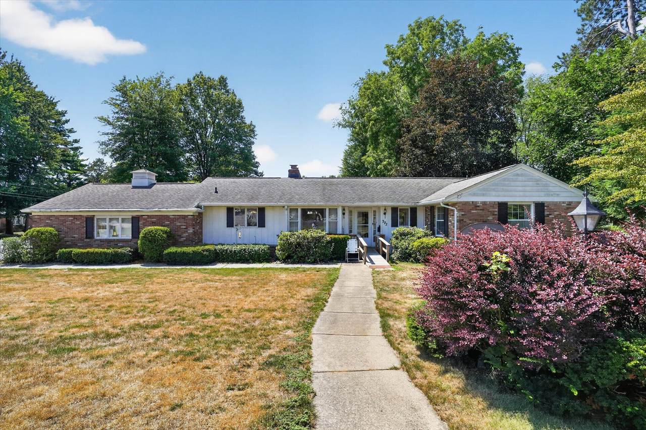 372 South Hills Drive - Photo 1