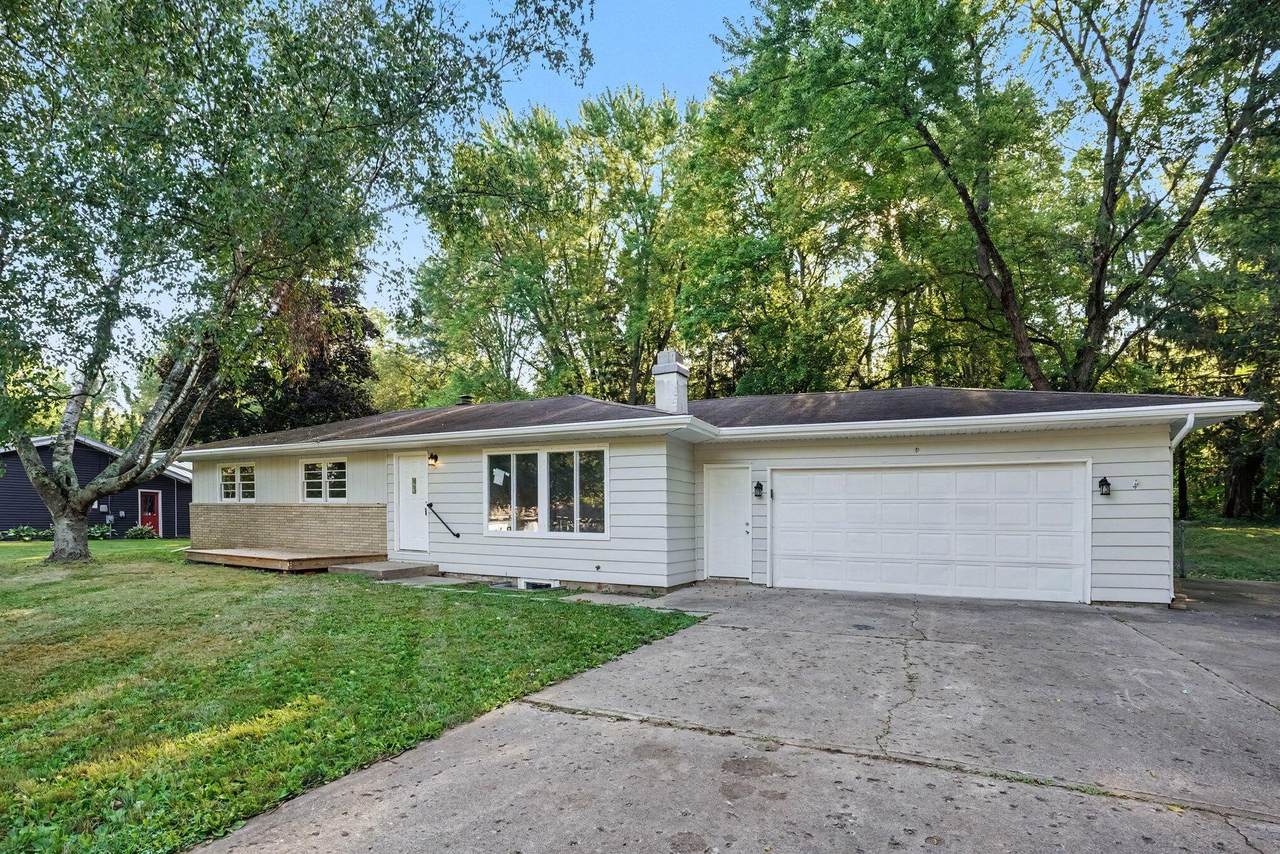 13084 Hoyt Drive - Photo 1