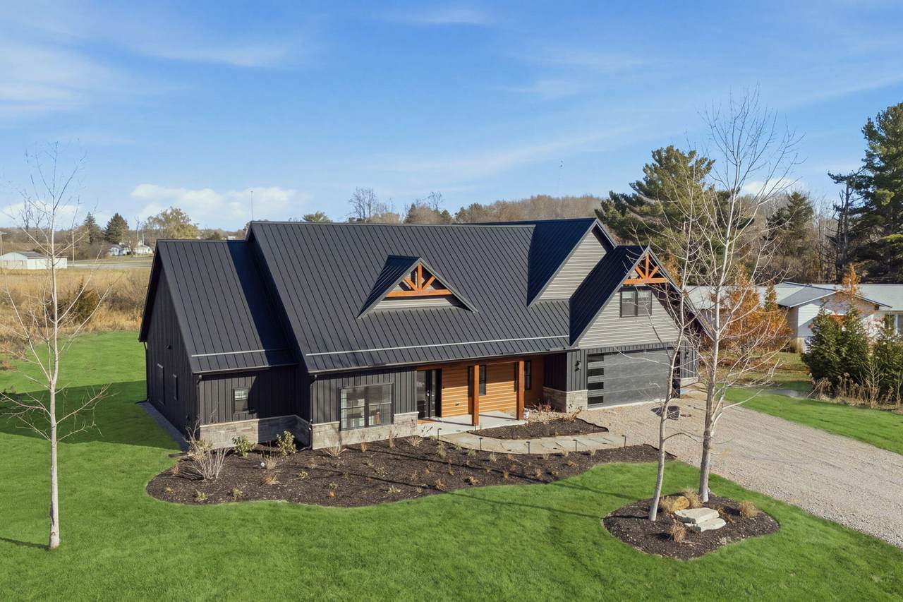 13785 Jane Way - Photo 1