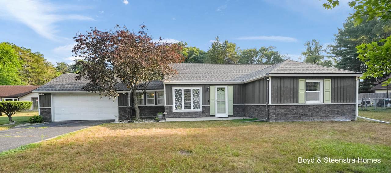 2579 Lynhurst Street - Photo 1