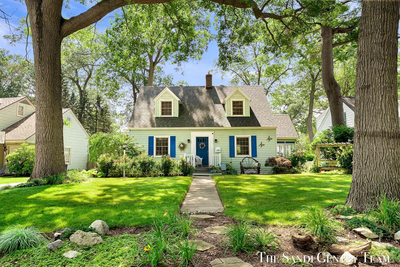 2308 Westwood Street - Photo 1