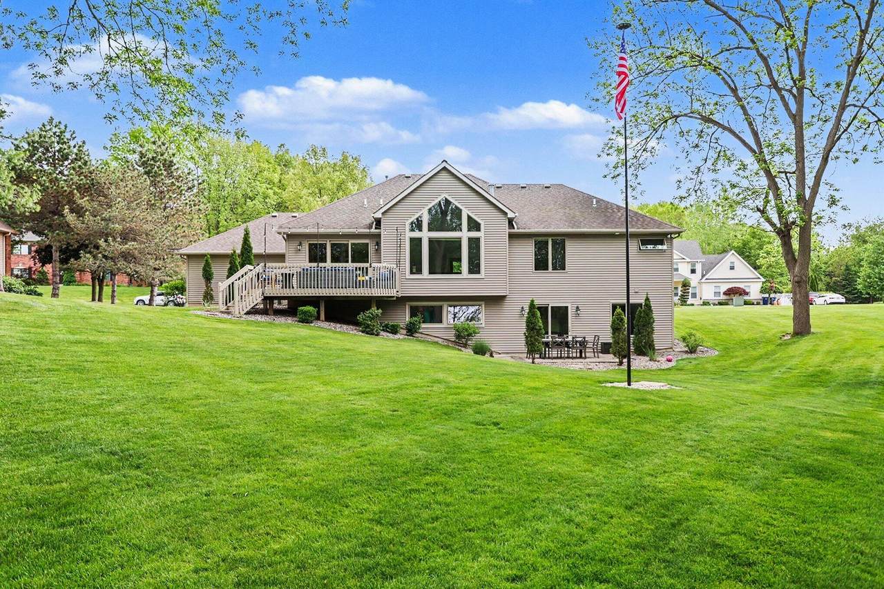 73 Arrowhead Drive - Photo 1