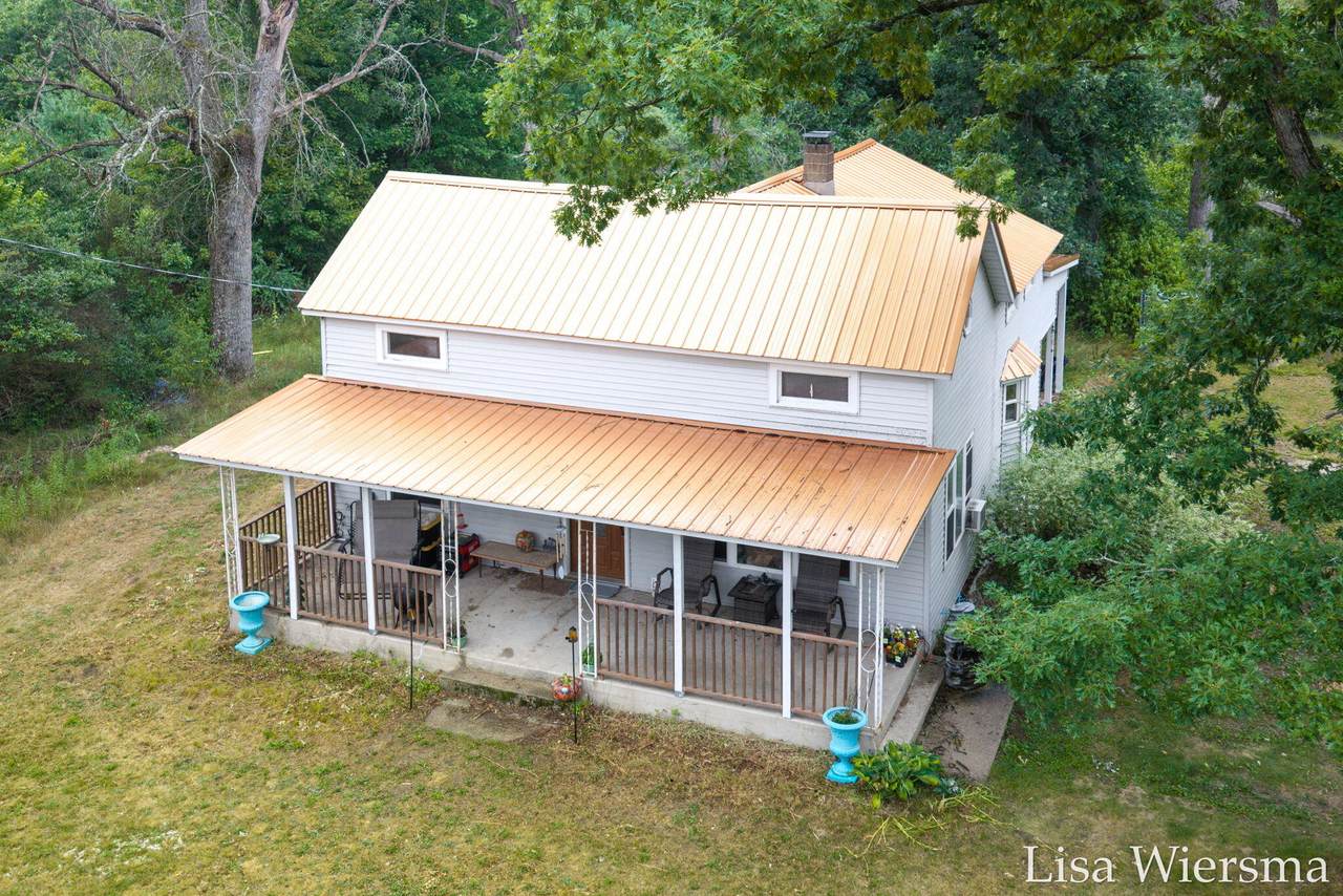 4393 8th Street - Photo 1