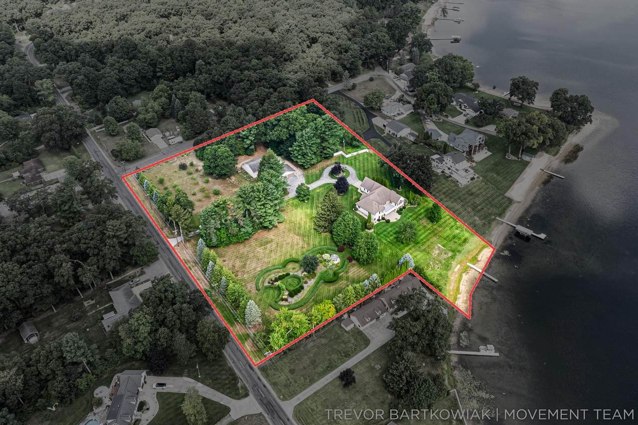2696 Middle Lake Road - Photo 1