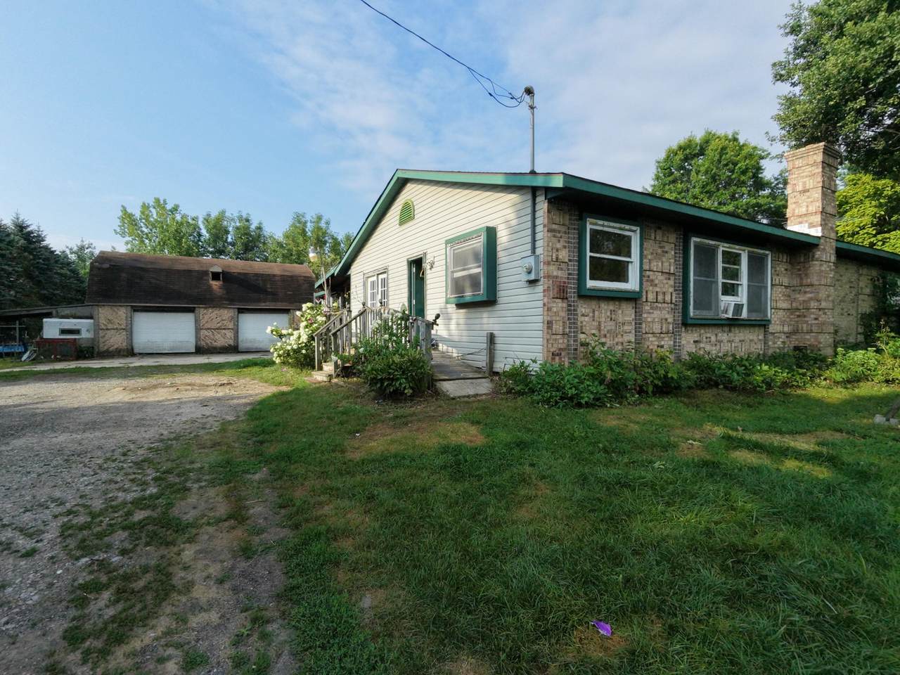 1215 Dale Road - Photo 1