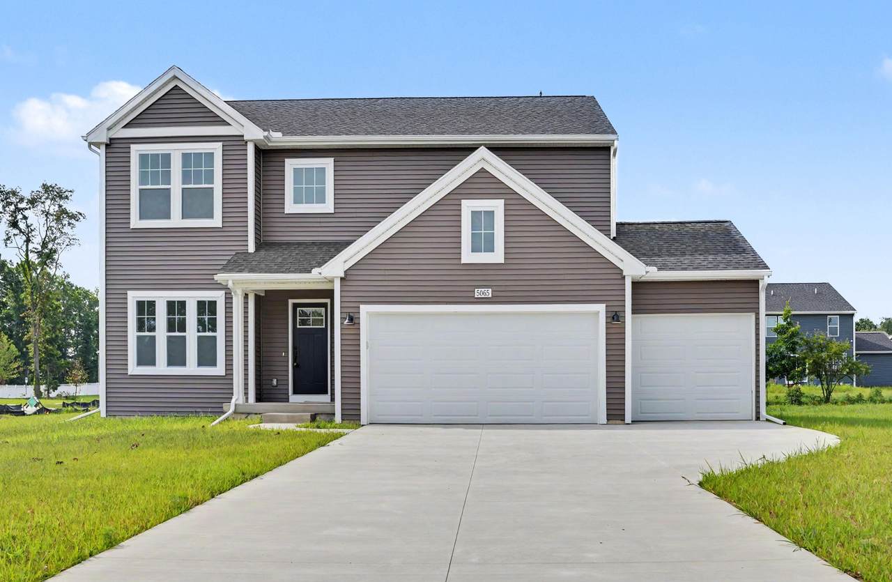 5065 Buxton Trail - Photo 1