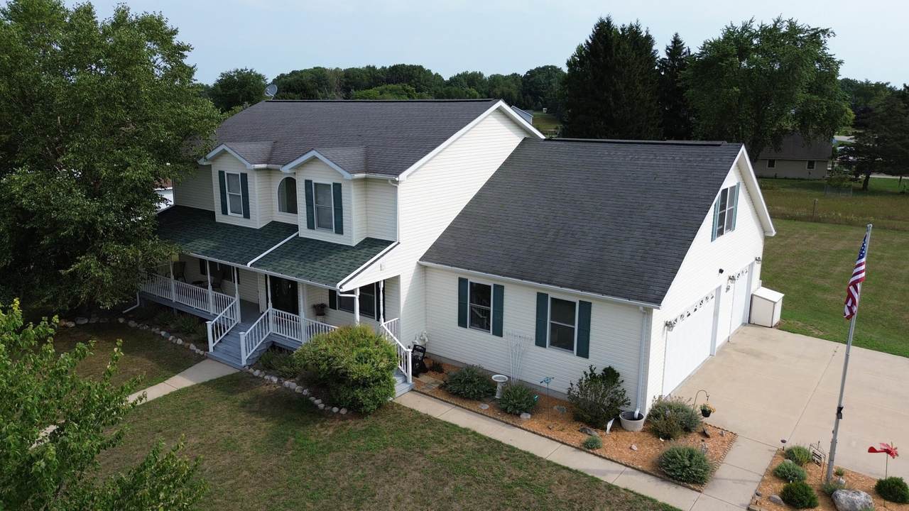 1106 Bundy Drive - Photo 1