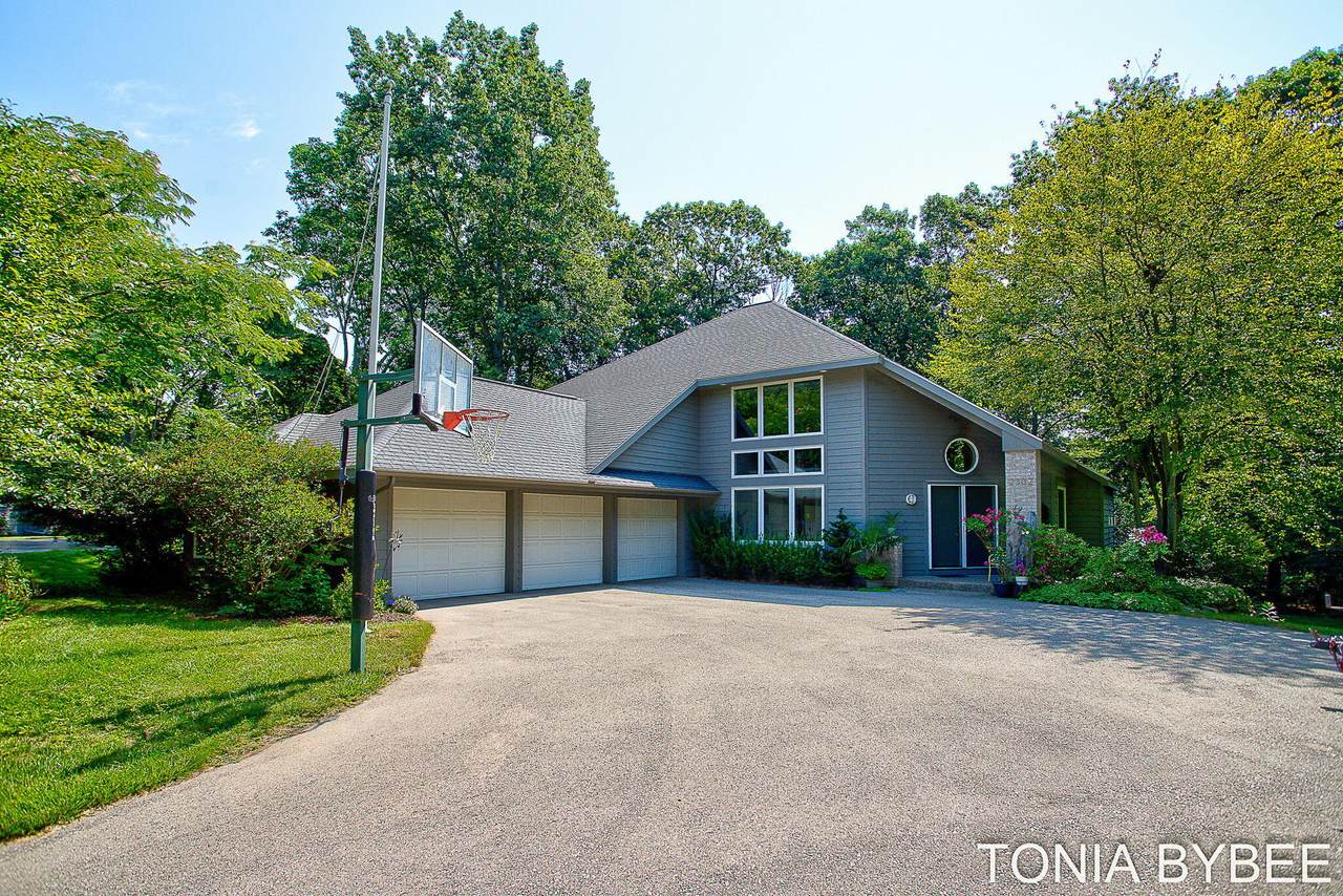 https://bt-photos.global.ssl.fastly.net/swmich/1280_boomver_1_26042132-2.jpg