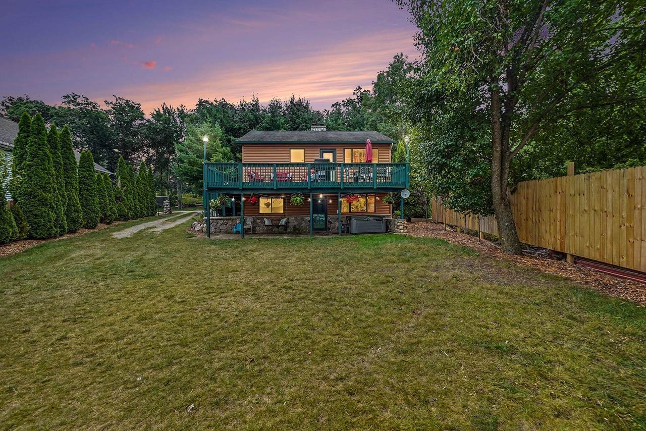 8215 Island View Drive - Photo 1