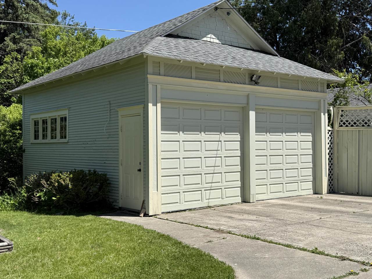 https://bt-photos.global.ssl.fastly.net/swmich/1280_boomver_1_26042310-2.jpg