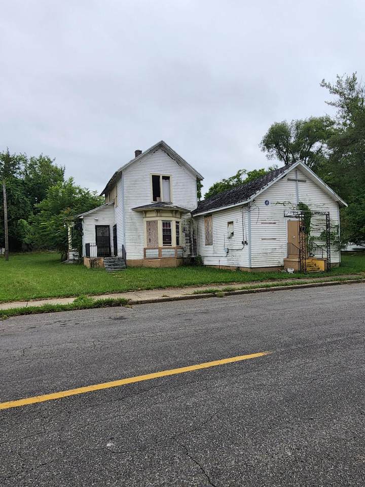 429 Hamblin Avenue - Photo 1