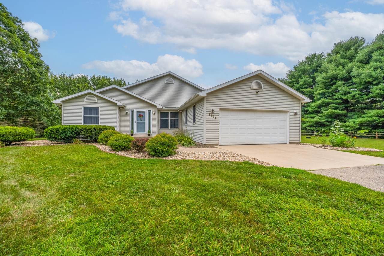 5324 Becht Road - Photo 1