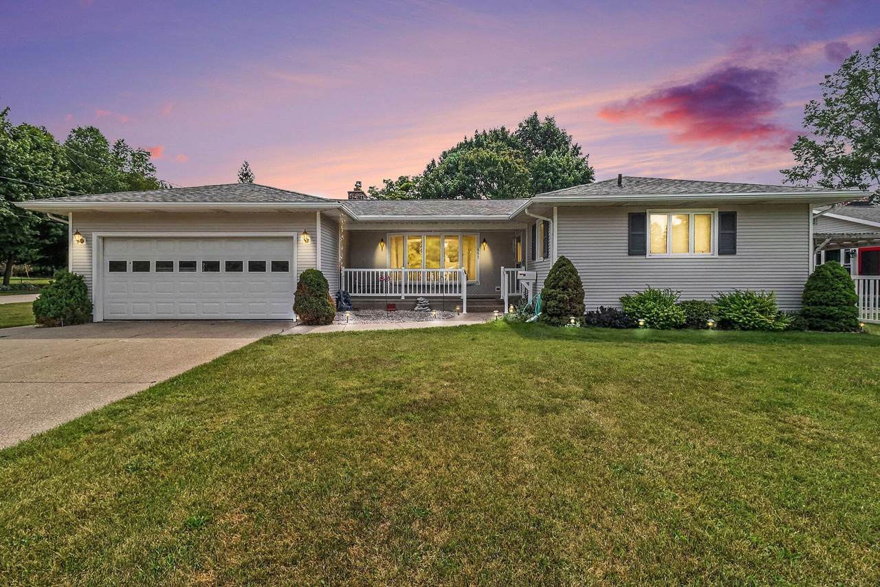 557 Broad Avenue - Photo 1