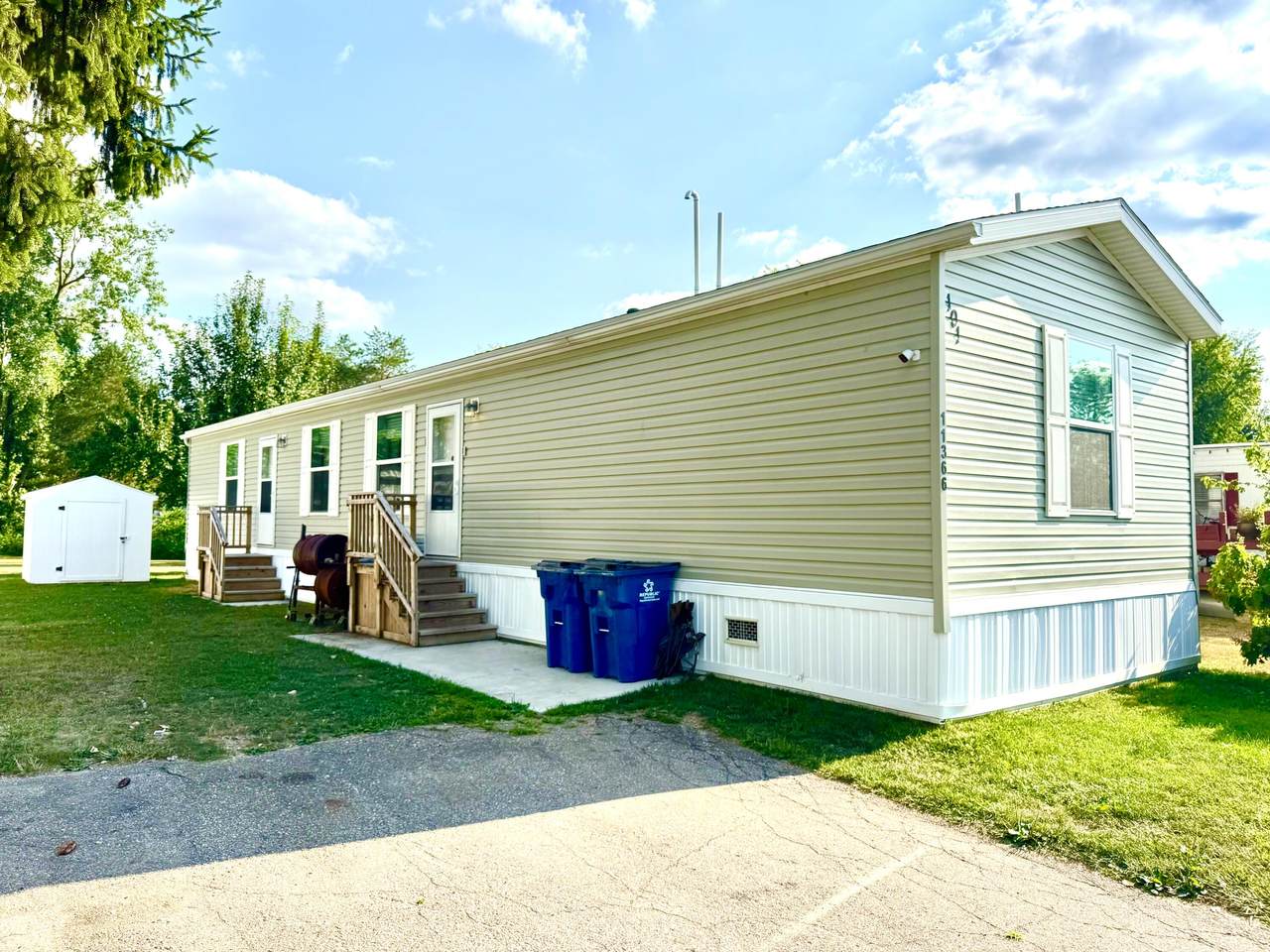 11366 Greenfield Drive - Photo 1