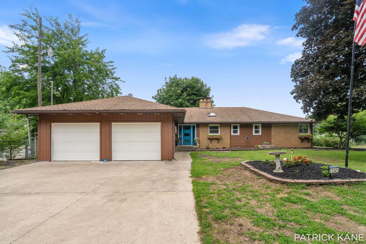 11501 West County Line Road - Photo 1