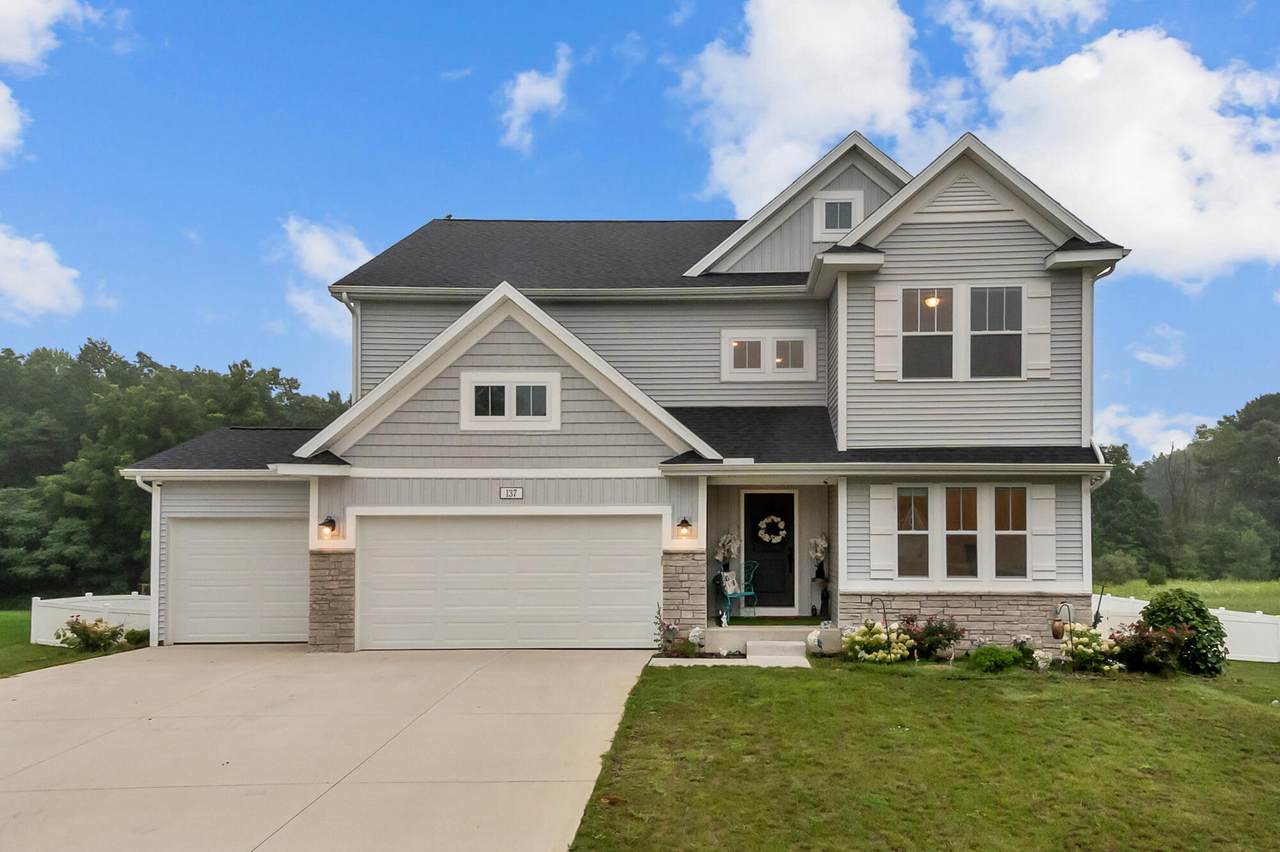 137 Tiger Lillie Lane - Photo 1