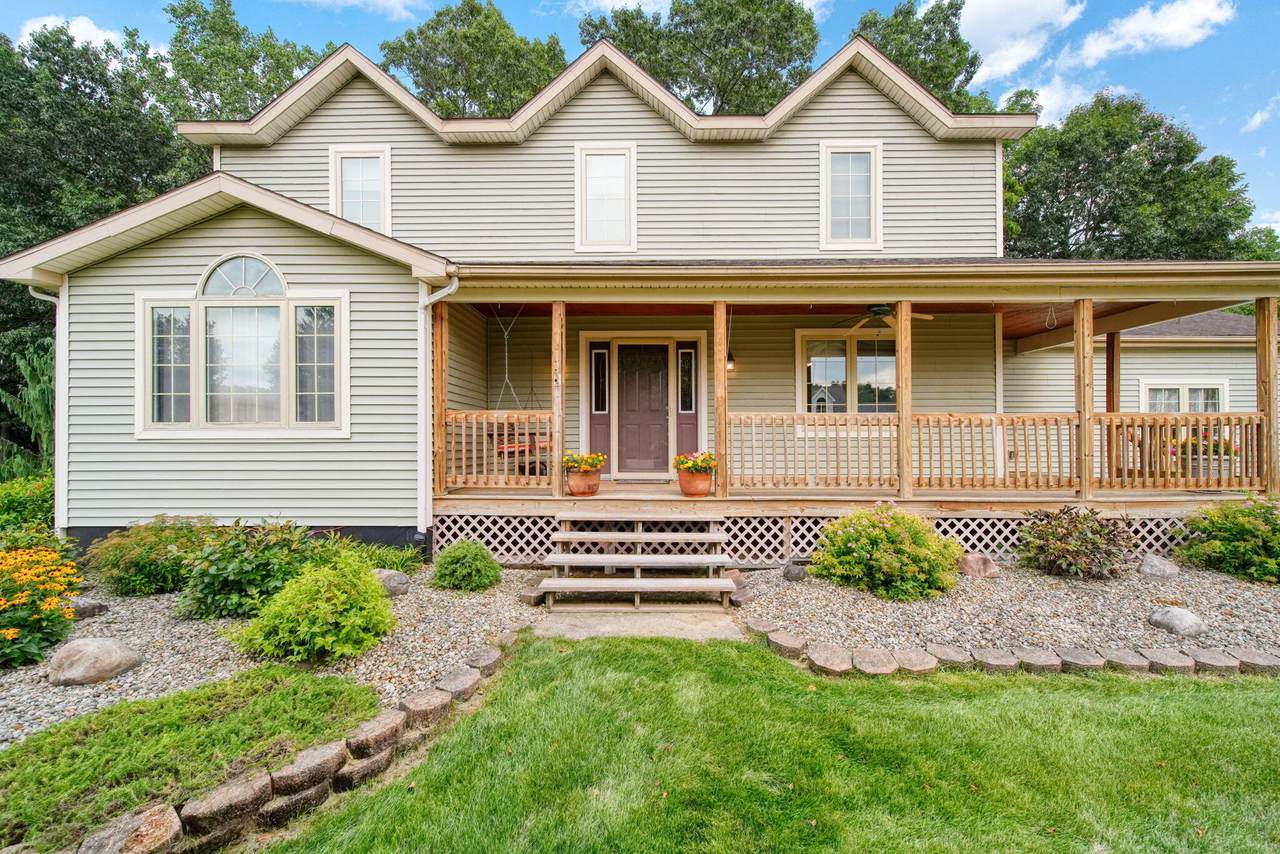4211 Aspen Way - Photo 1
