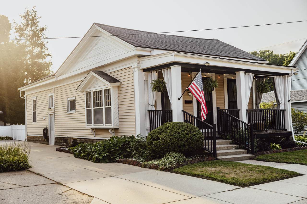111 Rich Street - Photo 1