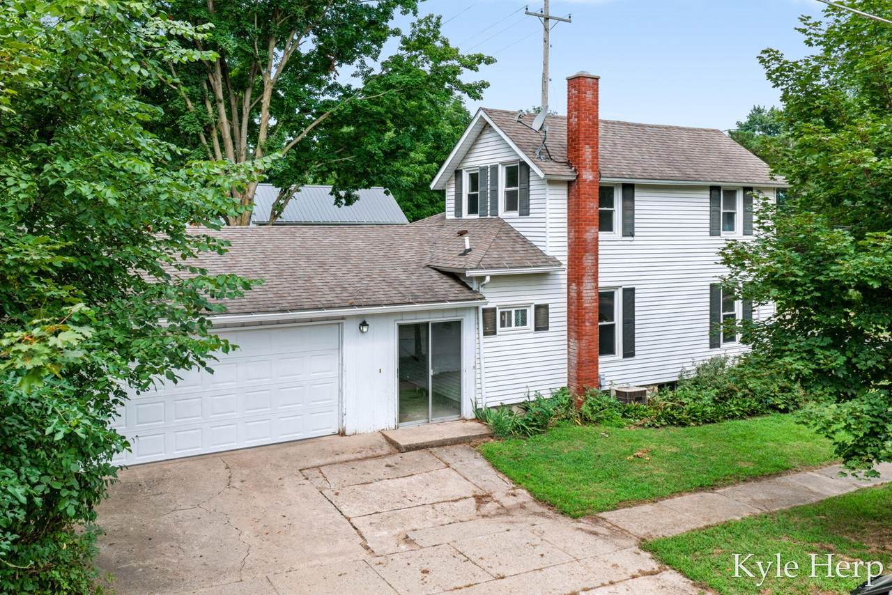204 South Street - Photo 1