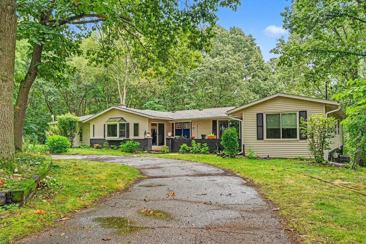 4071 7th Street - Photo 1
